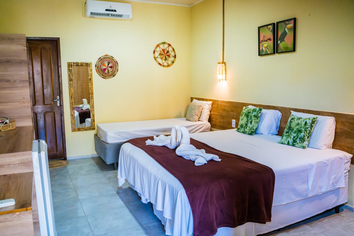 Quarto Triplo com Varanda - 4/5